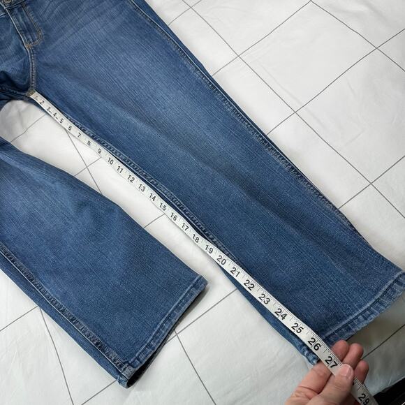 Abercrombie & Fitch Jeans Womens 28 Blue Mom High Rise Straight Leg Denim Medium - Picture 9 of 11
